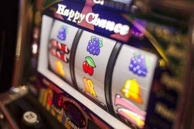 Crash game interface showing live multiplier display on slot bola